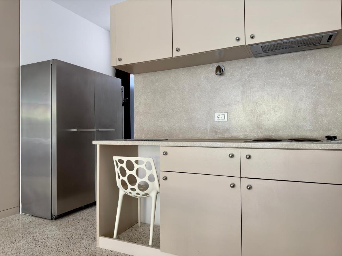 Grand Apartment Navigli Мілан Екстер'єр фото