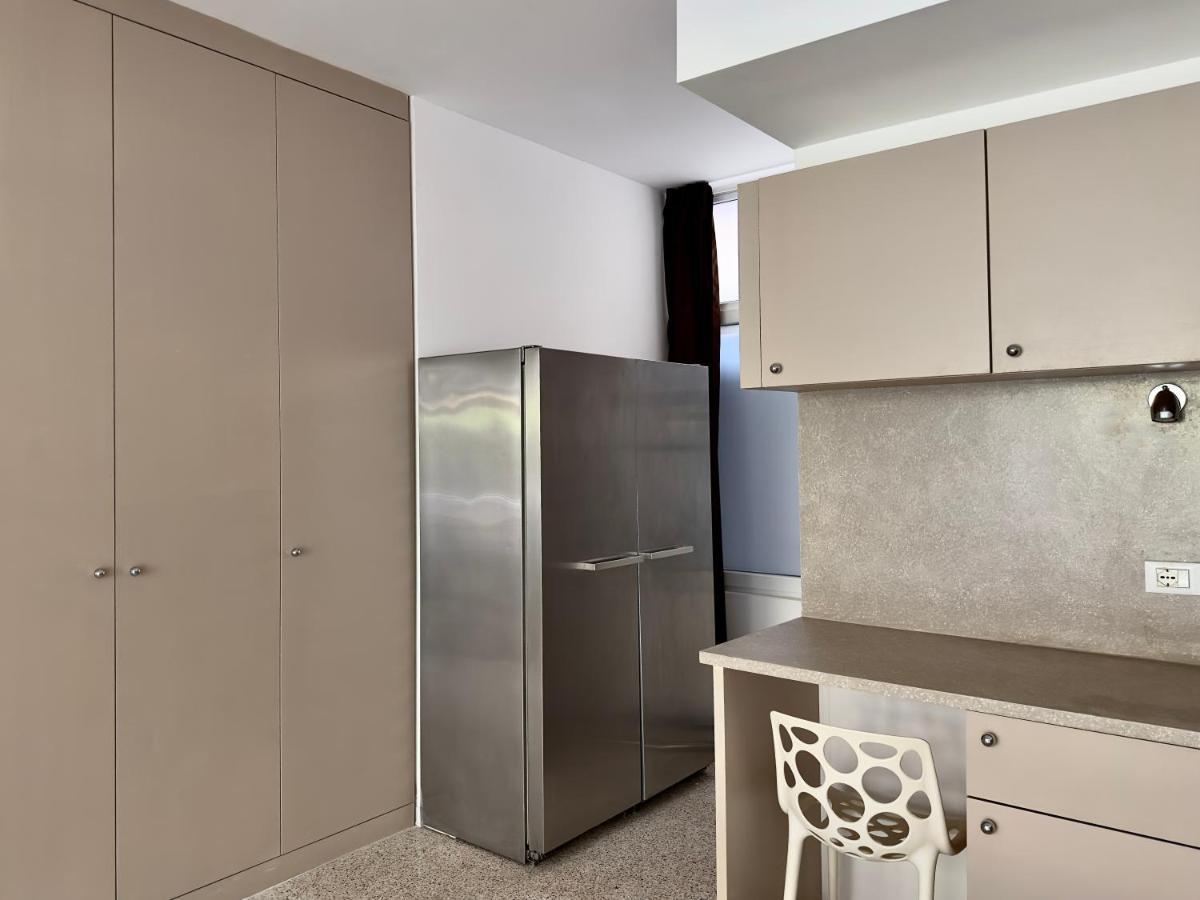 Grand Apartment Navigli Мілан Екстер'єр фото